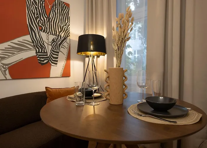 Stylish Central 1-Bedroom Apartment With A Terrace